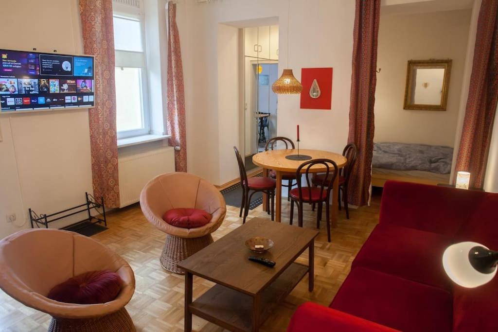 Gemuetliches 2P-Apartment In Ruhiger Lage Dresden Bagian luar foto